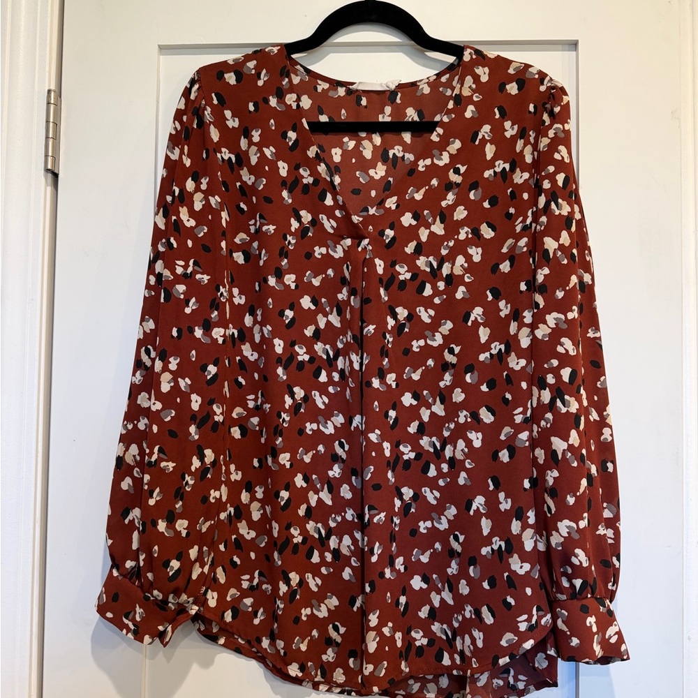 Lush V-Neck Blouse - Picture 5 of 5